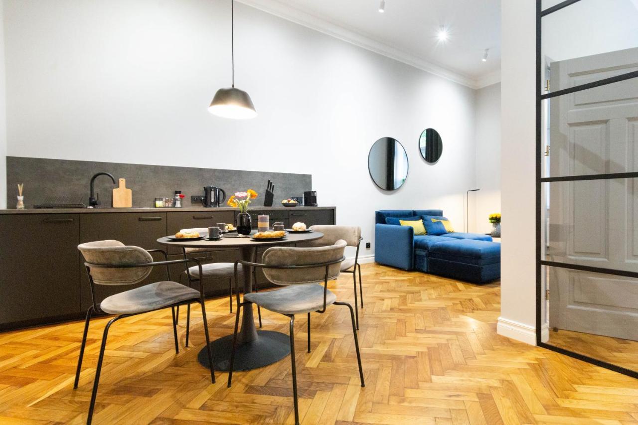 Apartament Nola