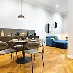 Nola Apartments